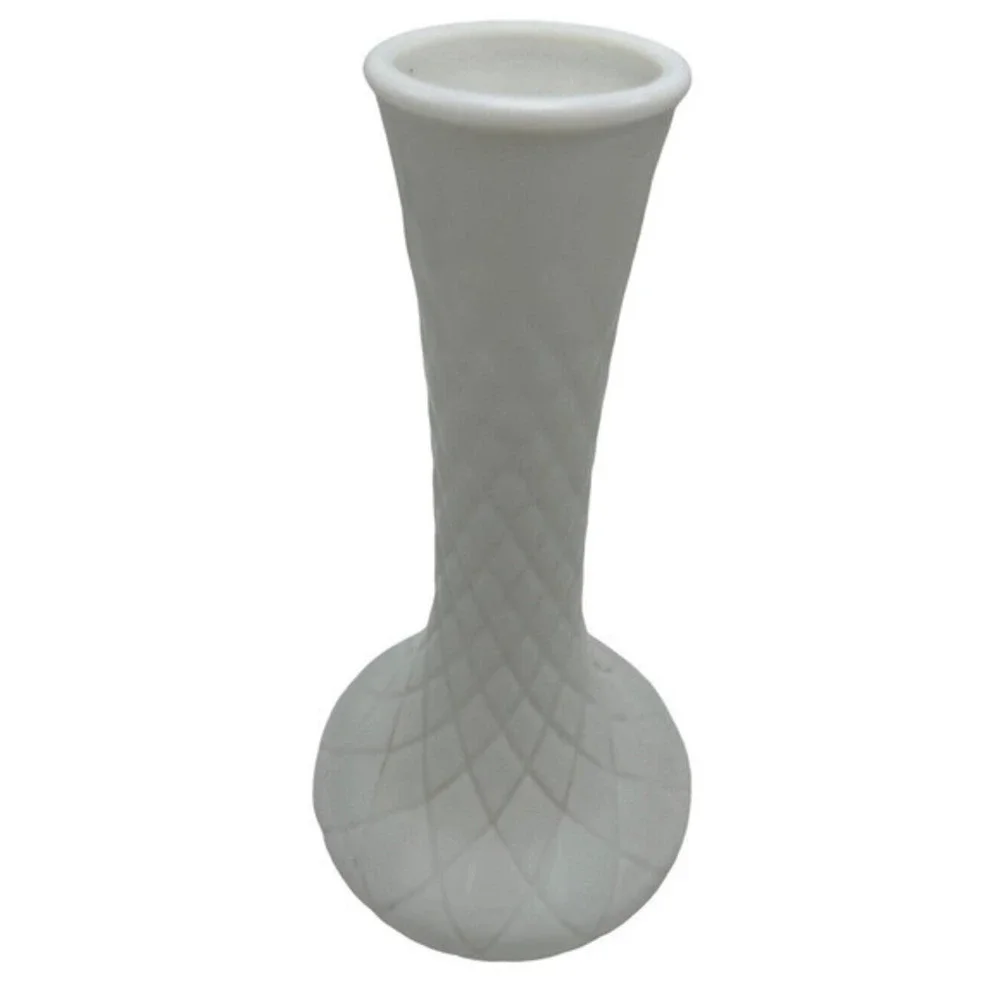 Vintage Hoosier Glass Milk‎ Glass Quilted Diamond Pattern Flower Bud Vase